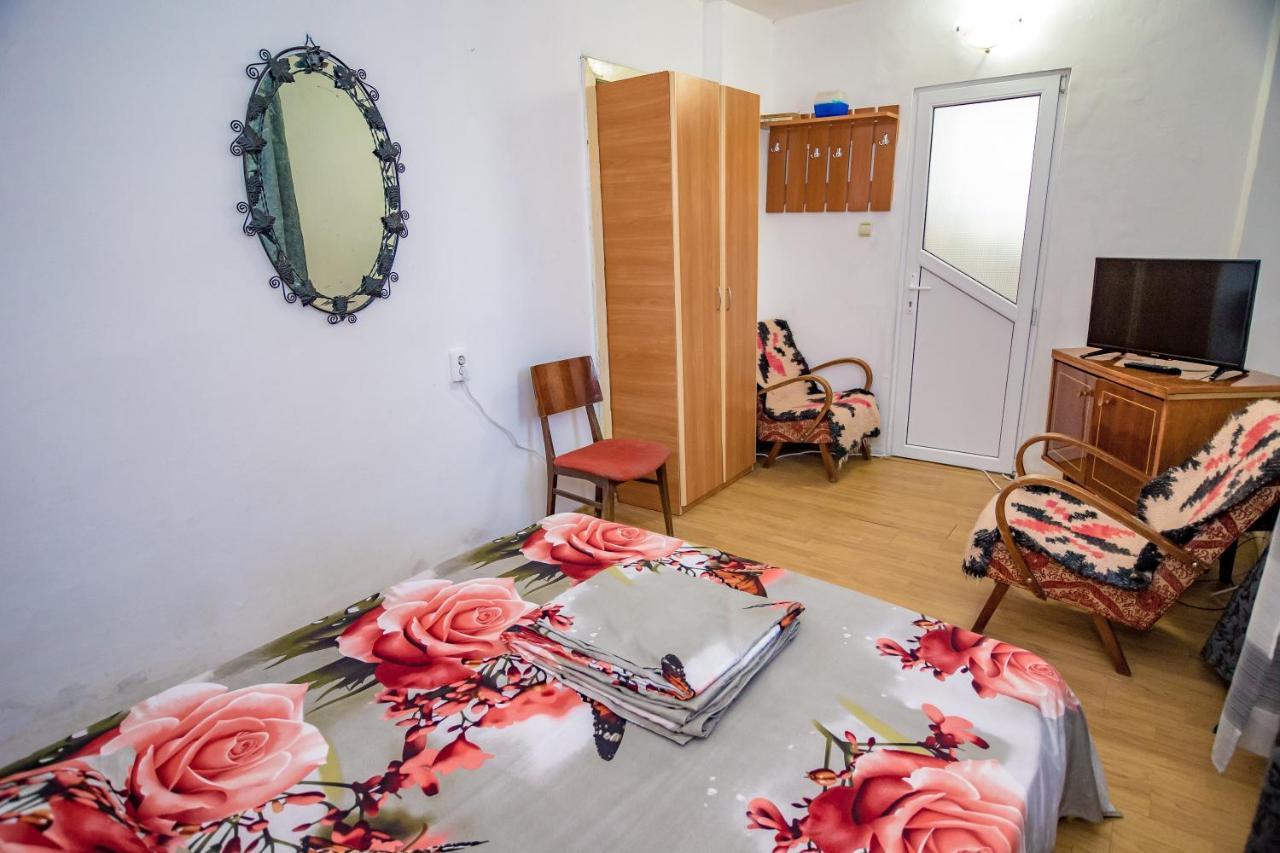 Old House Apartment Вама Веке Екстериор снимка